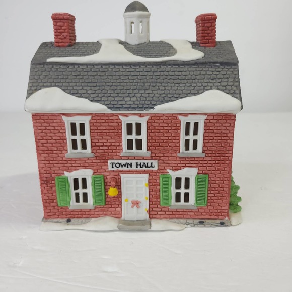 Department 56 Other - Department 56 New England Village Series BRICK TOWN HALL #6530-7, 1986 Retired
